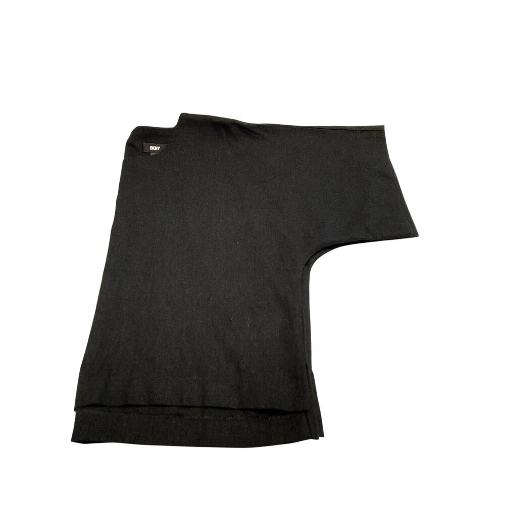 DKNY women's pure boxy/lagen look black linen blend top.
